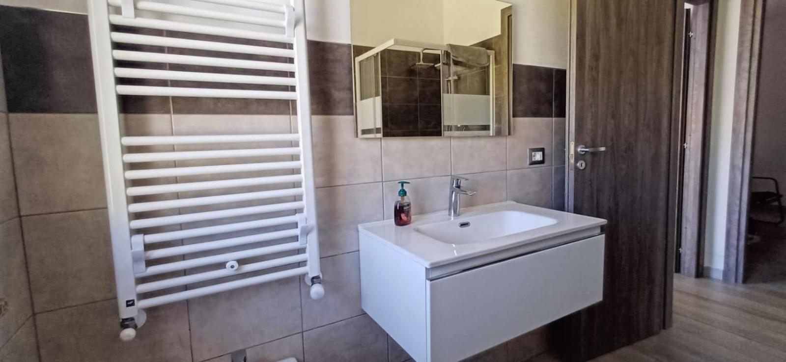 New Alfieri Apartment Càbras Εξωτερικό φωτογραφία